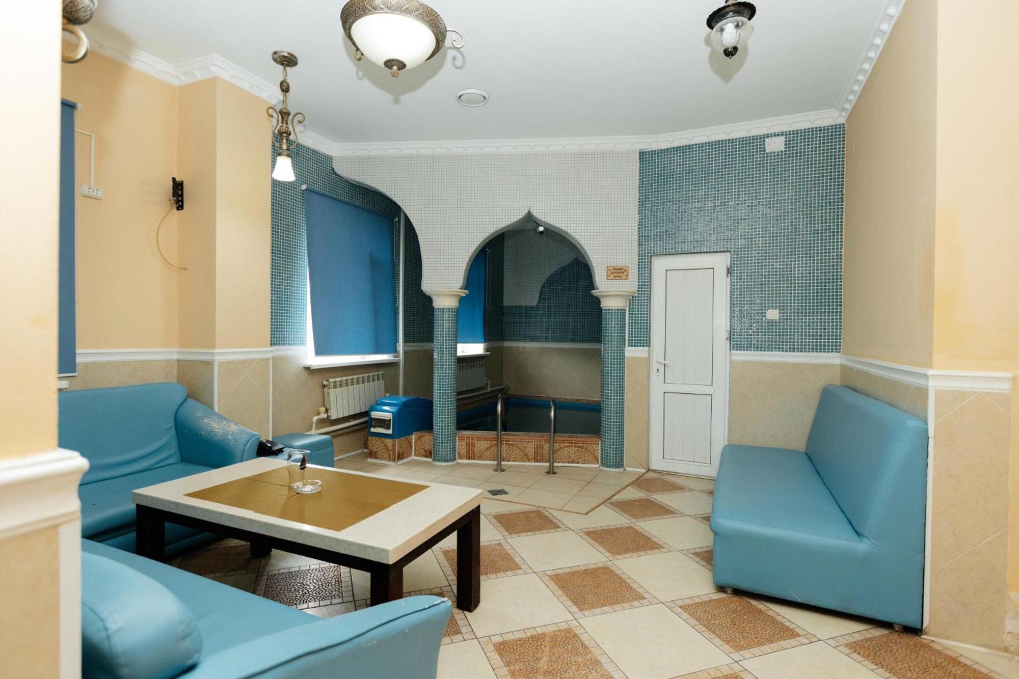 Hotel Alcazar Atyraū Zewnętrze zdjęcie